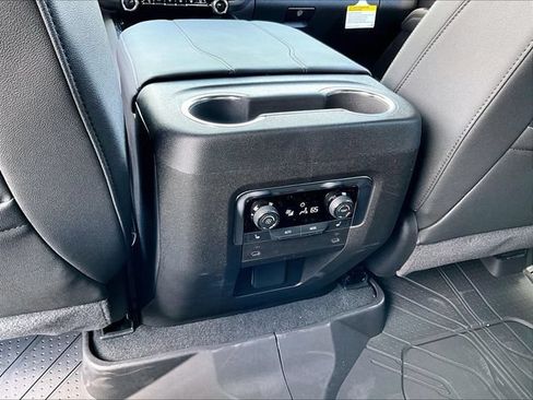 New 2026 Chevrolet Tahoe LT w/ Comfort Package AWD/4WD image 17