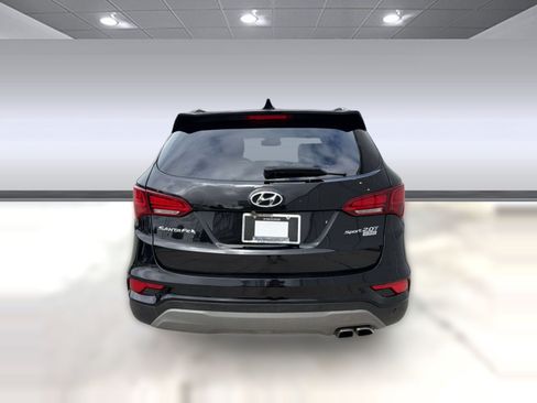 Used 2018 Hyundai Santa Fe Sport w/ 2.0T Ultimate Tech Package 05 FWD image 9