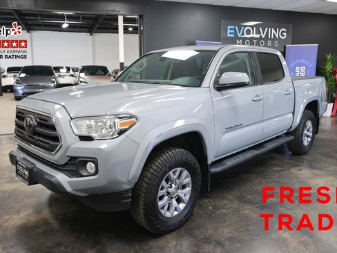 Used 2019 Toyota Tacoma SR5 image 1
