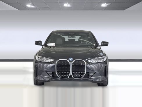 Used 2023 BMW i4 eDrive35 RWD image 5