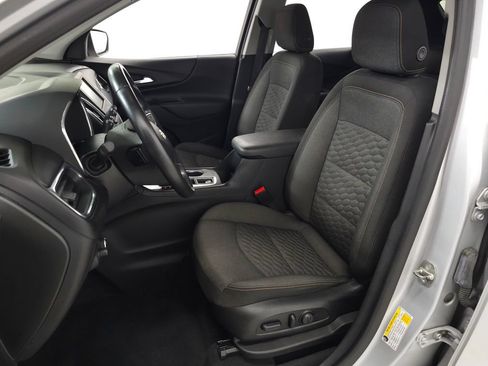 Used 2018 Chevrolet Equinox LT FWD image 14