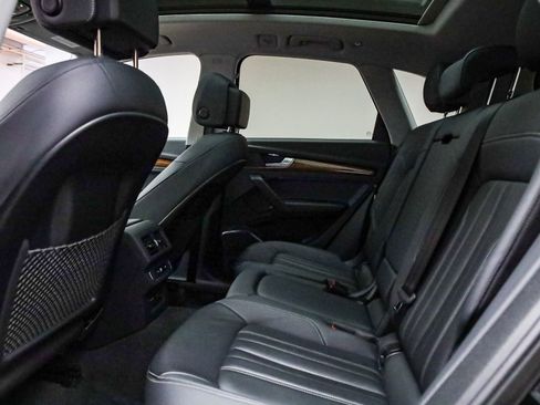 Used 2023 Audi Q5 2.0T Premium image 20