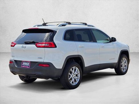 Used 2015 Jeep Cherokee Latitude AWD/4WD image 5