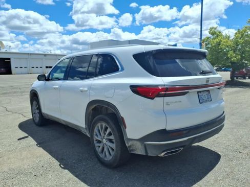 Certified 2026 Buick Enclave Preferred AWD/4WD image 5