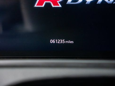 Used 2020 Land Rover Range Rover Velar R-Dynamic S AWD/4WD image 22