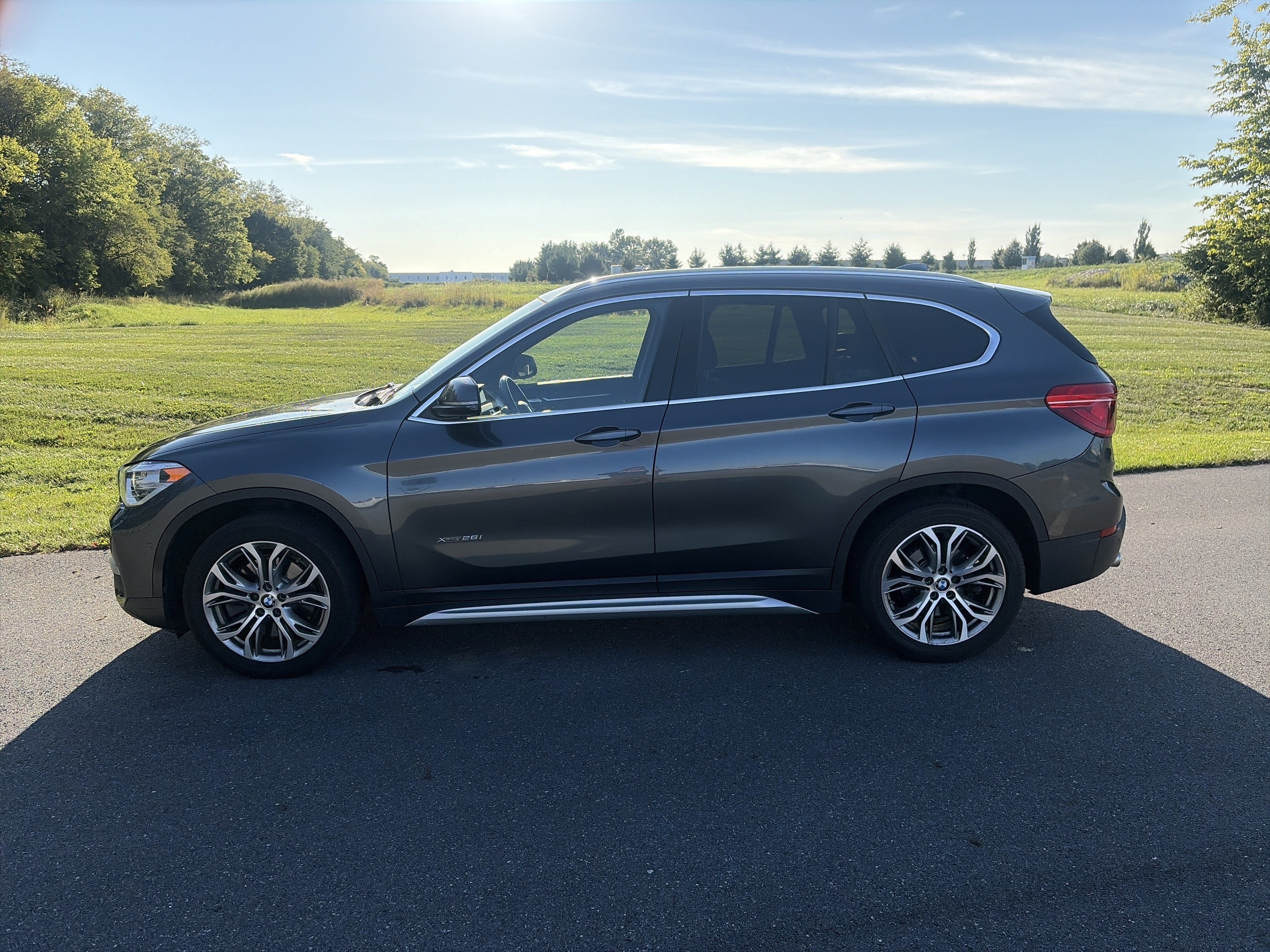 Used 2017 BMW X1 xDrive28i AWD/4WD image 8