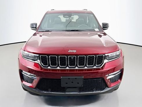 Used 2024 Jeep Grand Cherokee Limited w/ Luxury Tech Group II AWD/4WD image 2