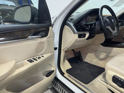 Used 2015 BMW X5 xDrive35i image 16