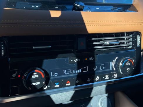 New 2026 Nissan Rogue Platinum image 27