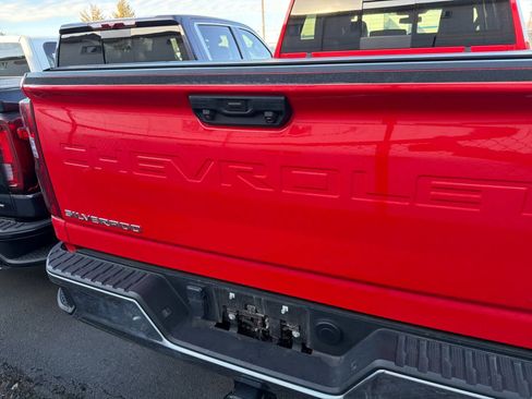Used 2022 Chevrolet Silverado 3500 LTZ w/ LTZ Convenience Package image 4