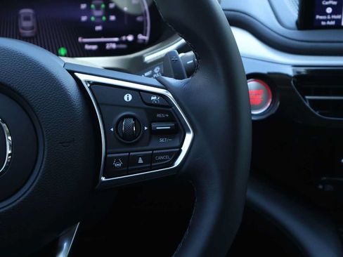 Certified 2026 Acura MDX w/ Technology Package FWD image 23