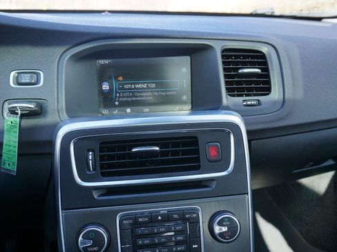 Used 2014 Volvo S60 T5 FWD image 20
