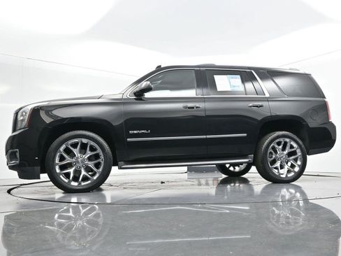 Used 2017 GMC Yukon Denali w/ Open Road Package AWD/4WD image 58
