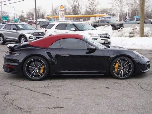 Used 2022 Porsche 911 Turbo S w/ 911 Turbo Sportdesign Package AWD/4WD image 21