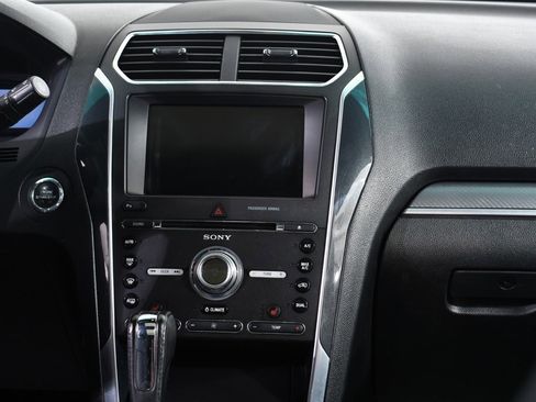 Used 2016 Ford Explorer Sport image 9