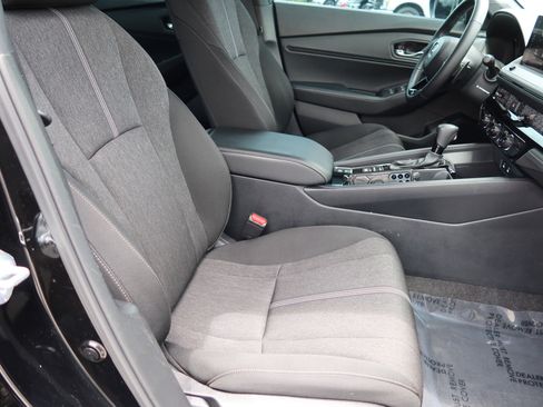 Used 2023 Honda Accord Sport image 11