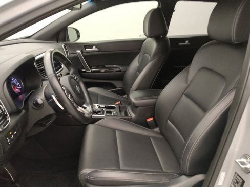 Used 2021 Kia Sportage S w/ S FWD Premium Package image 17