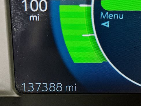 Used 2017 Chevrolet Bolt LT image 19