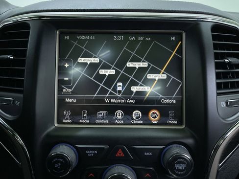 Used 2017 Jeep Grand Cherokee Overland image 24