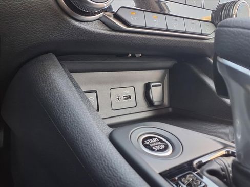 New 2025 Nissan Sentra S image 18