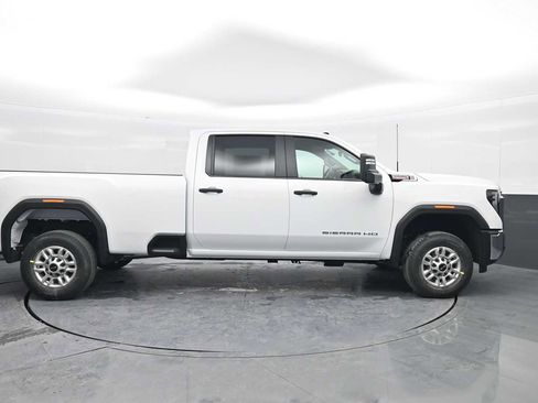 New 2026 GMC Sierra 2500 Pro image 9