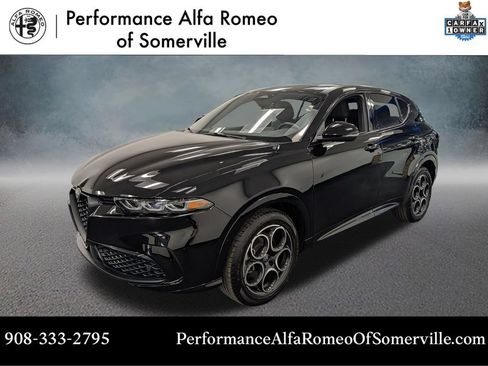 Used 2025 Alfa Romeo Tonale w/ Premium Package AWD/4WD image 1
