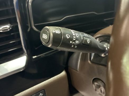 Used 2024 GMC Sierra 1500 SLT w/ SLT Premium Plus Package image 24