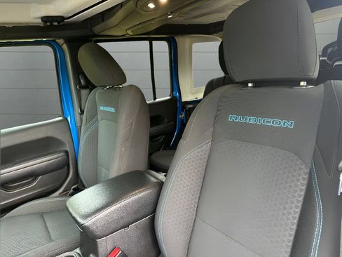 Used 2024 Jeep Wrangler Unlimited Rubicon 4xe AWD/4WD image 23