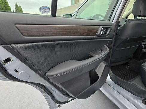 Used 2016 Subaru Legacy 2.5i Limited image 15