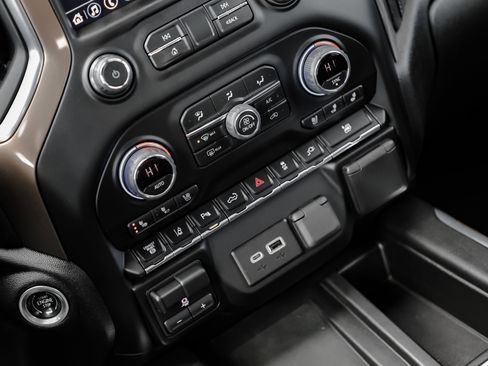 Certified 2022 Chevrolet Silverado 2500 High Country image 34