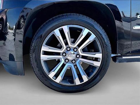 Used 2018 GMC Yukon Denali w/ Denali Ultimate Package image 10