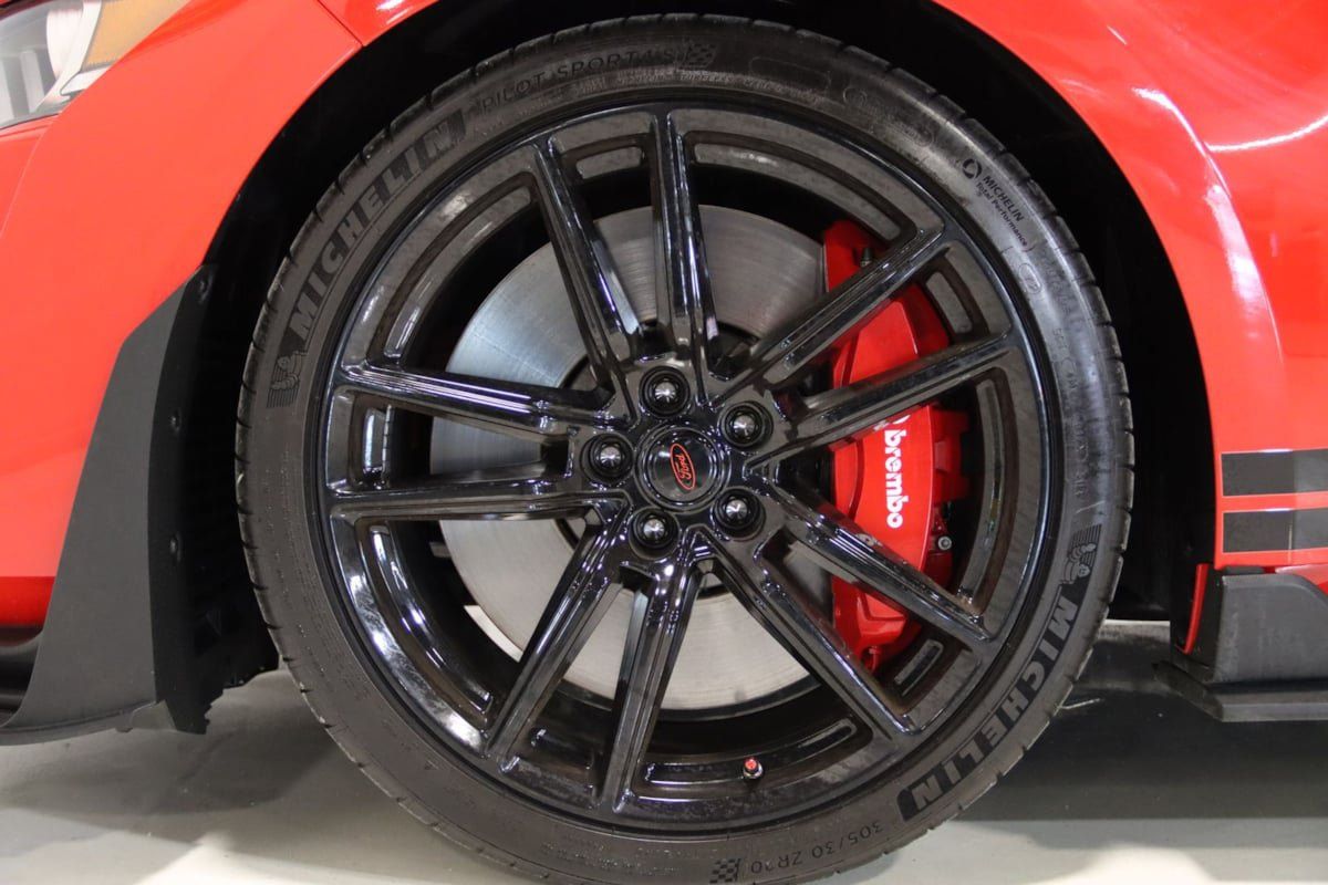 Used 2020 Ford Mustang Shelby GT500 w/ Technology Package RWD image 92