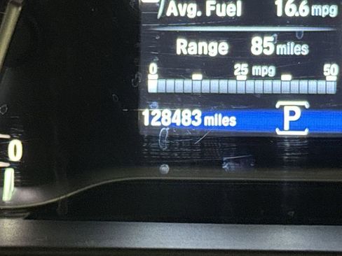 Used 2017 Honda Pilot Elite image 13