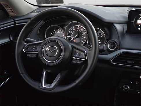 Used 2022 MAZDA CX-9 Touring w/ Touring Premium Package image 19