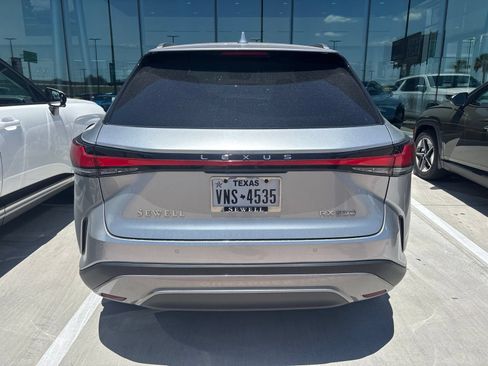 Used 2024 Lexus RX 350 Premium w/ Convenience Package FWD image 4