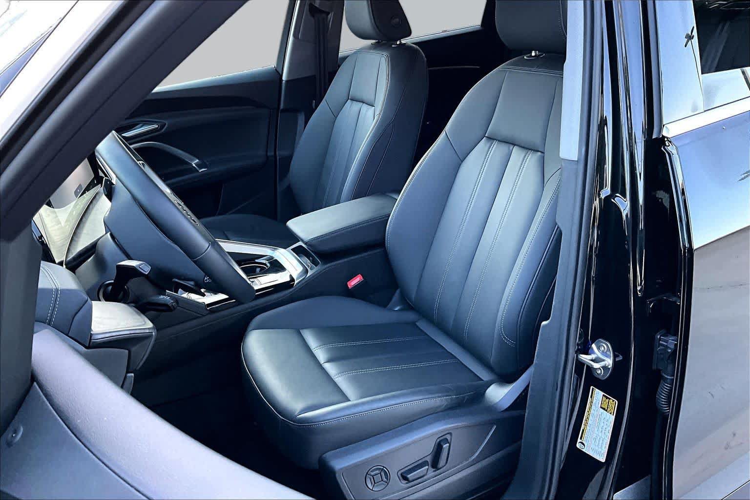 Certified 2026 Audi Q5 Premium w/ Convenience Package AWD/4WD image 8