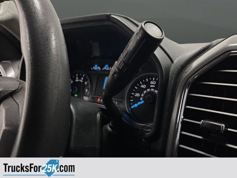 Used 2015 Ford F150 XLT image 19