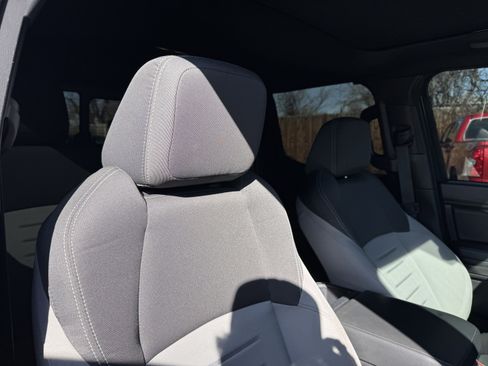 Used 2024 Toyota Tacoma TRD Off-Road w/ TRD Off Road Upgrade Package image 20