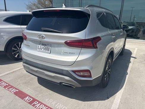 Used 2019 Hyundai Santa Fe Limited image 9