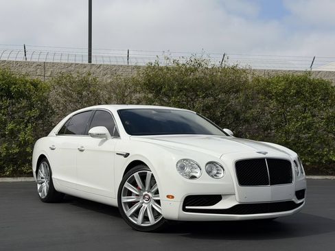 Used 2018 Bentley Flying Spur S V8 AWD/4WD image 1