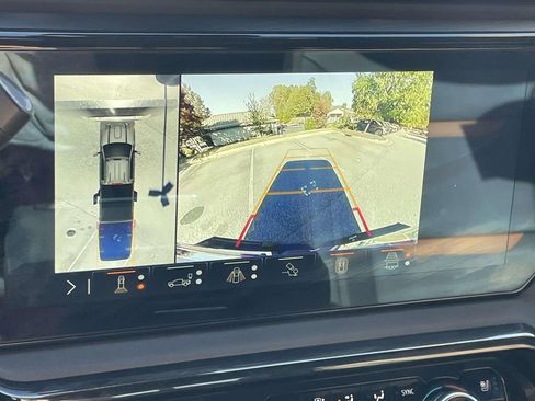 Used 2024 GMC Sierra 2500 AT4 w/ AT4 Premium Plus Package image 26