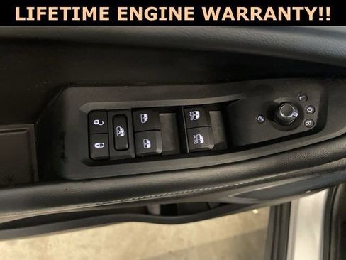 Used 2024 Jeep Grand Cherokee Trailhawk image 11