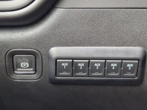 New 2026 Chevrolet Silverado 3500 W/T w/ WT Convenience Package AWD/4WD image 18