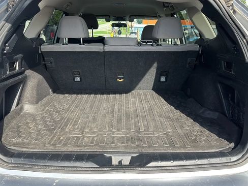 Used 2021 Subaru Outback Premium AWD/4WD image 29