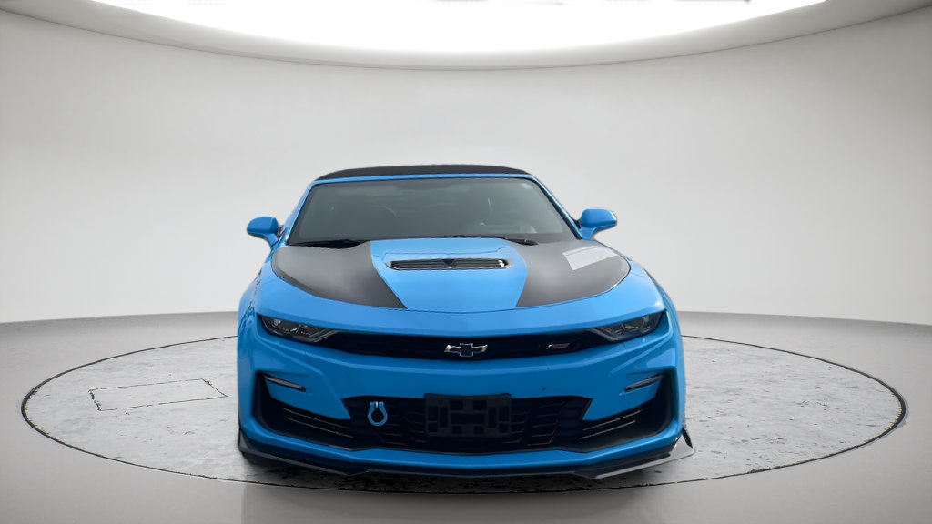 Used 2023 Chevrolet Camaro SS w/ Design Package 3 RWD image 2