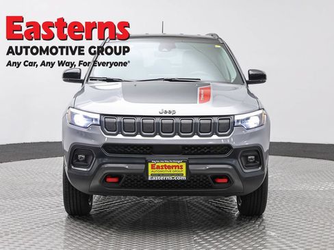 Used 2022 Jeep Compass Trailhawk w/ Trailhawk Elite Group AWD/4WD image 2