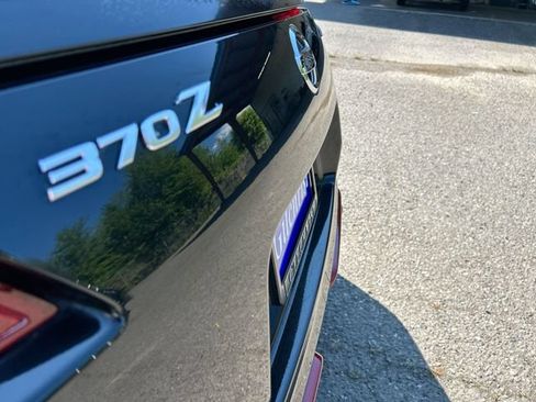 Used 2015 Nissan 370Z NISMO RWD image 29