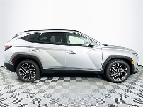 New 2026 Hyundai Tucson Limited image 8