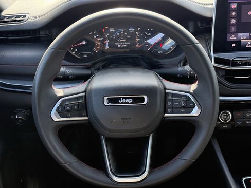 Used 2024 Jeep Compass Trailhawk AWD/4WD image 16