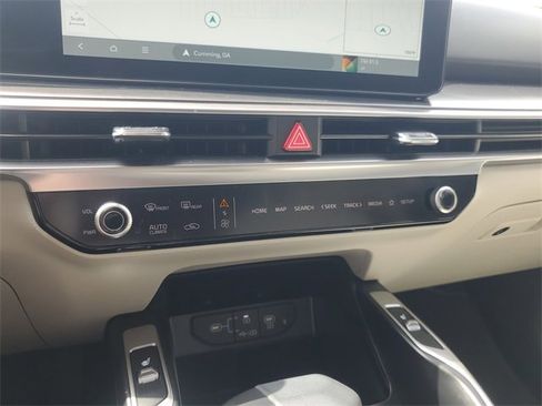 Certified 2025 Kia Sorento S image 30